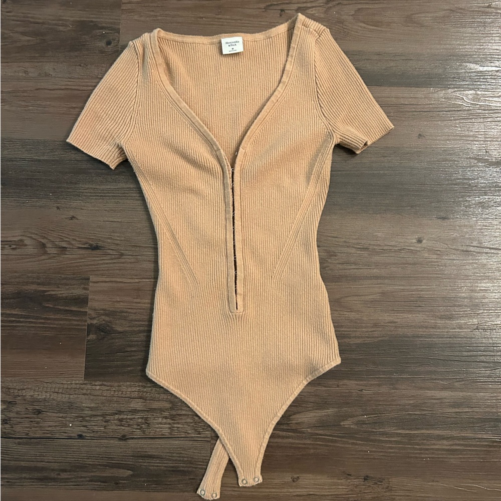Abercrombie Hook-and-Eye Short-Sleeve
Sweater Bodysuit in medium